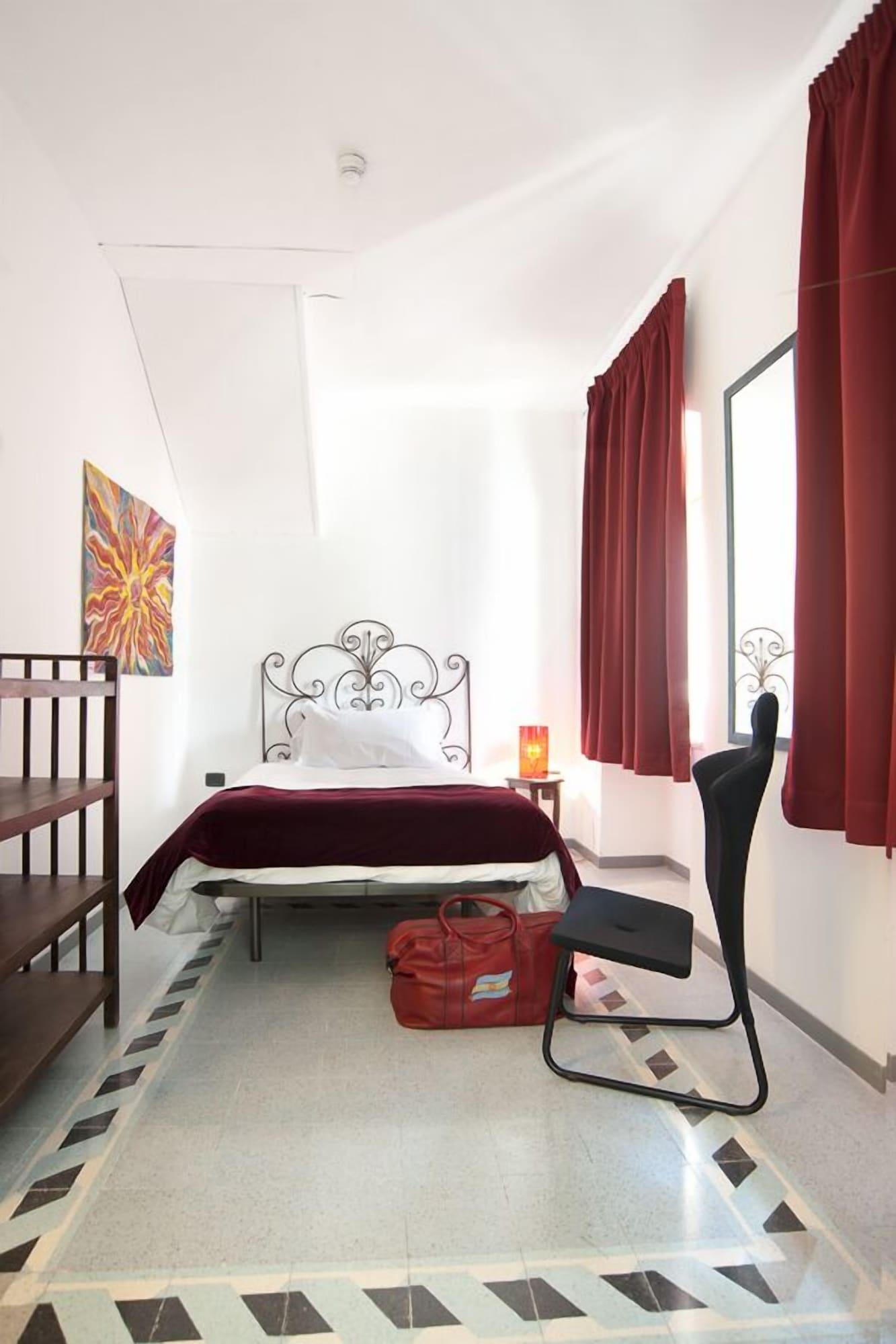 Palazzo Giaraca Hotel 3*