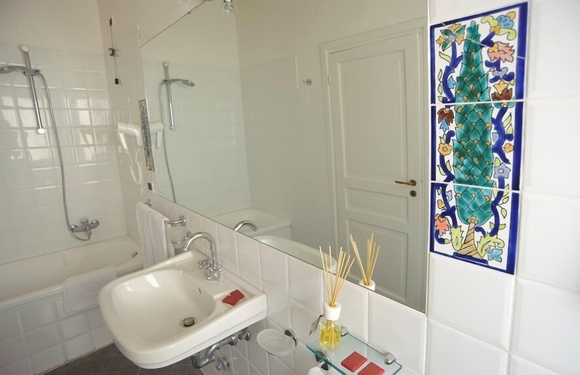 Hotel Palazzo Giaraca 3*