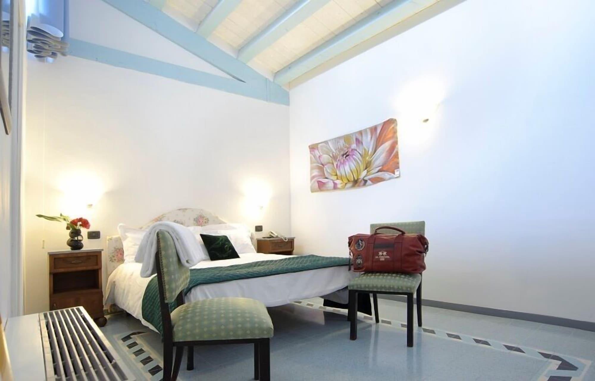 Hotel Palazzo Giaraca 3*