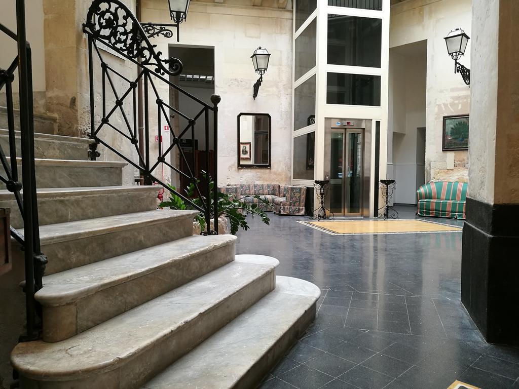 Palazzo Giaraca 3*